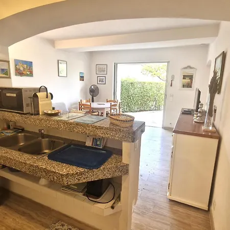 2 Pieces Climatise Avec Terrasse Et Parking, Proche Centre - Fr-1-780-84 Apartment Sainte-Maxime